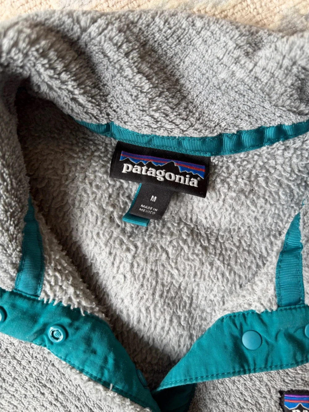 Patagonia Gray Fleece Snap-T Pullover with Teal Trim